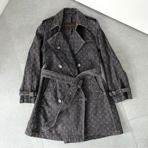 Louis Vuitton denim coat - Picture 3 of 16